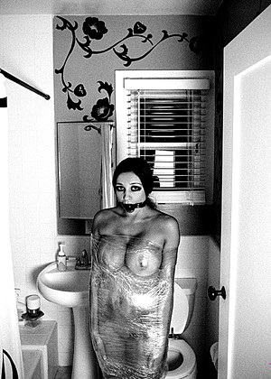 free sex pornphoto 14 Audrey Bitoni pothoscom-brunettes-com premiumpass