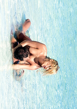 free sex pornphoto 12 Britney erkekle-beach-comment privateclassics