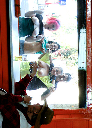 free sex photo 1 Candy Alexa Carolina Abril Proxy Paige Steve Holmes vipergirls-hairy-xxxpictur publicdisgrace