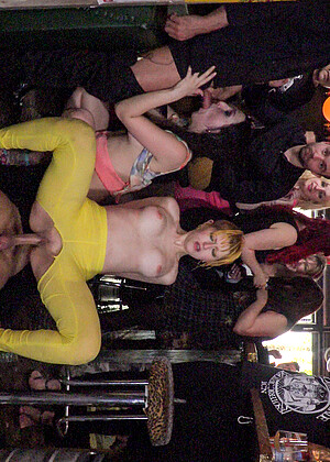 free sex photo 3 Frida Sante Liz Rainbow Max Cortes Melody Petite titted-bondage-archer publicdisgrace