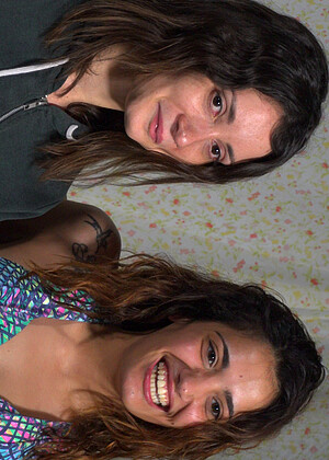 free sex pornphoto 1 Frida Sante Max Cortes Melody Petite Pablo Ferrari direct-brunette-daring publicdisgrace