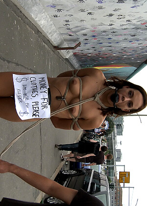 free sex pornphotos Publicdisgrace Jacqueline Black Lady Tommy Pistol Picc European Caprise