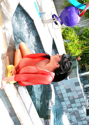 free sex photo 4 Rachel Aldana bigtits-pool-garls rachelaldana
