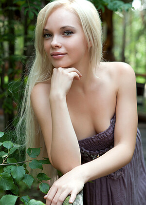 free sex photo 10 Feeona banks-blonde-xxx-galas rylskyart