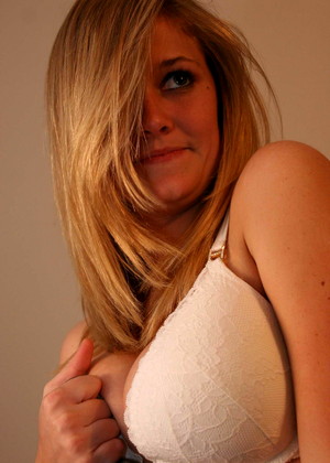 free sex photo 12 Samantha Gauge xxxwww-blonde-barreu samanthagauge