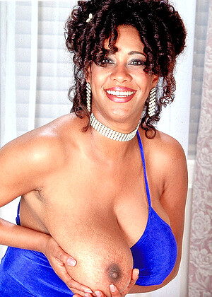 free sex pornphoto 9 Chaka T square-natural-tits-free-sexx scoreclassics