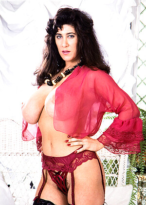 free sex pornphoto 2 Marlena danger-brunette-boobbes scoreclassics