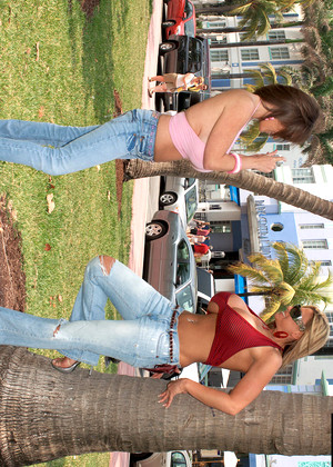 free sex pornphoto 9 Cindy Cupps Crystal Gunns pussypics-big-tits-brazzas scoreland2