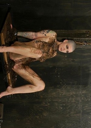 free sex pornphoto 15 Master James Abigail Dupree xxxbignaturals-bdsm-nacked-expose sensualpain