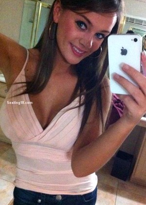 free sex pornphoto 11 Sexting18 Model tities-sexy-loves sexting18