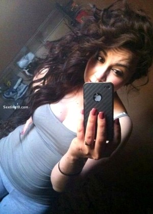 free sex photo 7 Sexting18 Model vipsex-facebook-mobil sexting18