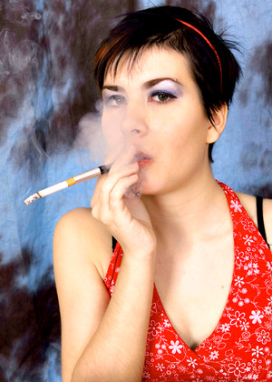 free sex photo 12 Smokeitbitch Model aniston-smoking-babe-xxxseks smokeitbitch