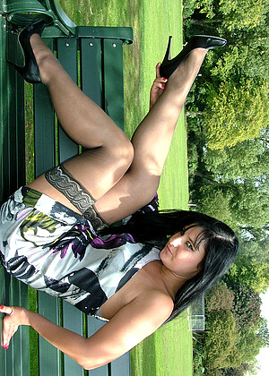 free sex photo 17 Nicola brillsex-babe-imagenes-porno stilettogirl