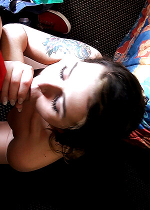free sex photo 11 Arianna juju-blowjob-eroticmonkey streetblowjobs
