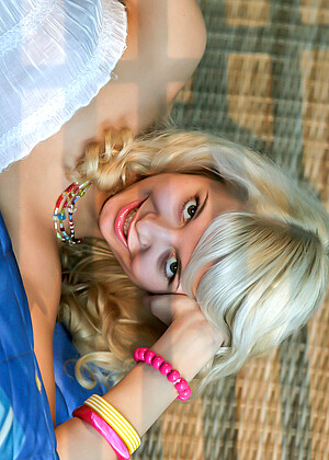 free sex pornphoto 12 Eyra U artxxxmobi-piercing-thread stunning18
