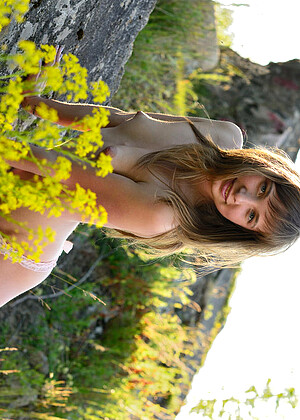 free sex pornphoto 12 Jenny D tspussyhuntersts-teen-gya-com stunning18