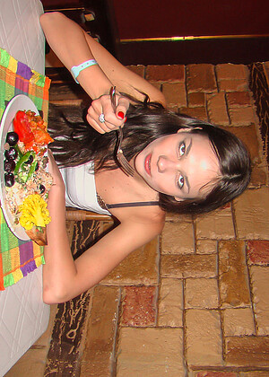 free sex pornphoto 6 Julia P karmalita-non-nude-cupcake stunning18