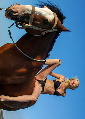 free sex photo 7 Larissa H naked-beach-porn-withta stunning18
