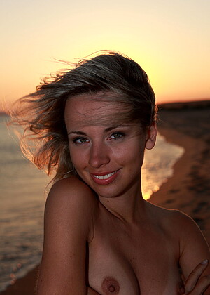 free sex pornphotos Stunning18 Nicole V Ftvniud Blonde Hd Xxx
