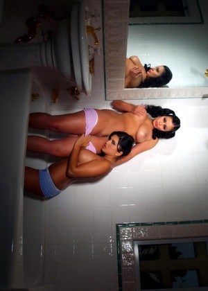free sex pornphoto 2 Sunny Leone babessystemcom-brunettes-hotmom sunnyleone