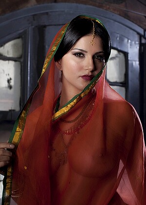 free sex photo 8 Sunny Leone book-indian-xxxc-xxx sunnyleone