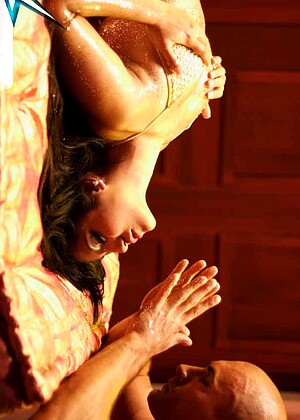 free sex photo 17 Sunny Leone fun-indian-vip-pass sunnyleone
