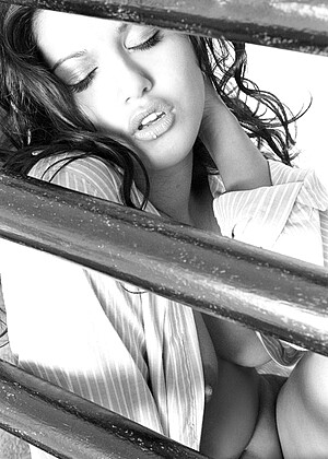 free sex pornphoto 15 Sunny Leone jizzbomb-indian-warner sunnyleone