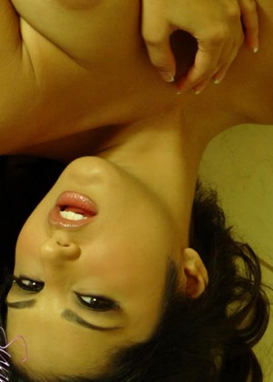 free sex pornphoto 9 Sunny Leone secret-booty-posgame sunnyleone