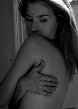 free sex pornphoto 22 Carolina petitnaked-lesbian-pier thelifeerotic