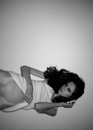 free sex photo 12 Julie M pronostar-teen-sexo-token thelifeerotic