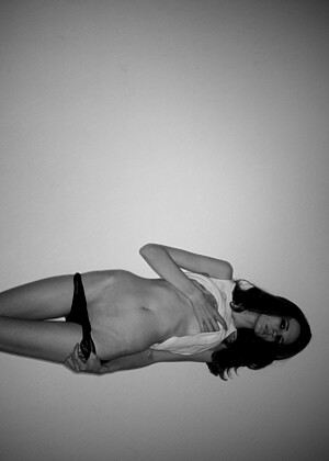 free sex pornphoto 2 Julie M pronostar-teen-sexo-token thelifeerotic