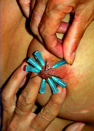 free sex pornphotos Thepainfiles Karen Lou Needle Punishments Cowgirl