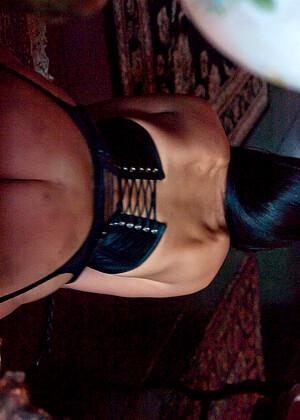 Thetrainingofo Aiden Starr Angelica Saige Isis Love Jessie Cox Fotoset Bondage Short Videos