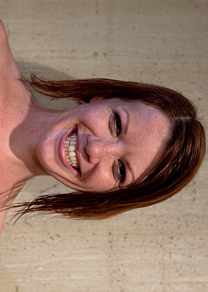 free sex photo 6 Lilla Katt Mark Davis woman-redhead-funny thetrainingofo