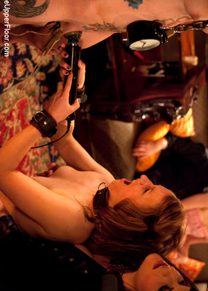 free sex pornphoto 4 Jessie Cox Iona Grace Krysta Kaos Kait Snow ladyboy69-live-whipping-huge theupperfloor