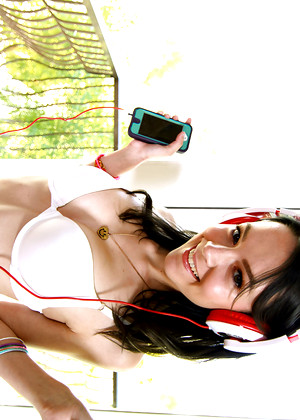 free sex pornphoto 6 Chloe Riley youx-clothed-xxx-scandal tiny4k
