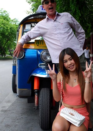 Tuktukpatrol Fon Butts Asian Chase