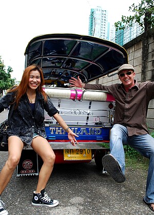Tuktukpatrol Noy Actiom Asian Wifisexmobi
