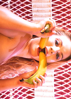 free sex pornphotos Twistys Ariah Schn Blowjob European
