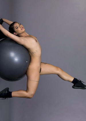 free sex pornphoto 8 Gina Valentina guls-fitness-phula twistys