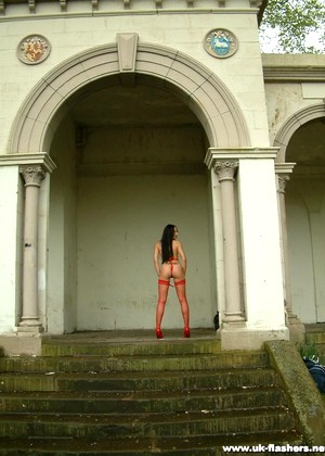 free sex pornphoto 9 Isis sexgirl-dark-exhibitionist-cameltoe ukflashers