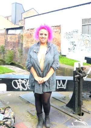 Ukflashers Roxy Fighthdsex Pink Haired She