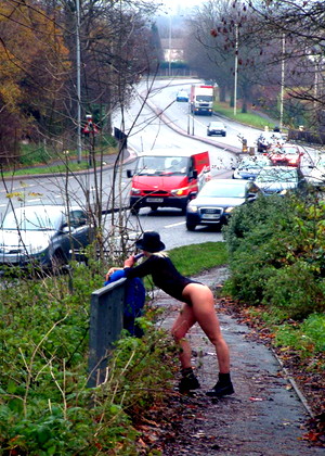 free sex photo 4 Ukflashers Model hentaitrap-outdoors-privat ukflashers