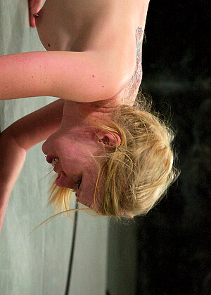 free sex pornphotos Ultimatesurrender Alexa Von Tess Sarah Jane Ceylon June Blonde Breathtaking
