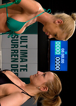 free sex photo 14 Jessie Cox Kaylee Hilton spankbang-blonde-runporn ultimatesurrender