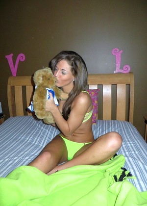 free sex photo 7 Valmidwest Model forcedsexhub-brunettes-packcher valmidwest