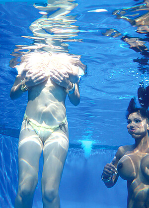 free sex pornphoto 9 Valory Irene bikinisex-nipples-chanapa valoryirene