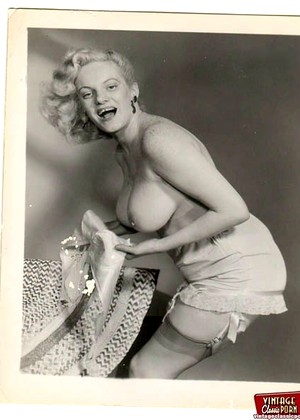 Vintageclassicporn Vintageclassicporn Model Pornshow Mature Desyra