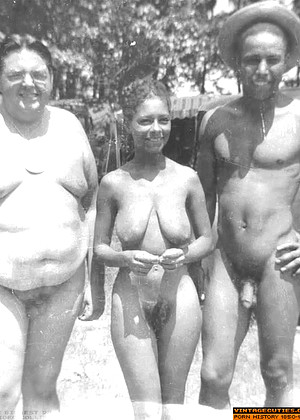 free sex pornphotos Vintagecuties Vintagecuties Model Bad Tit Pee