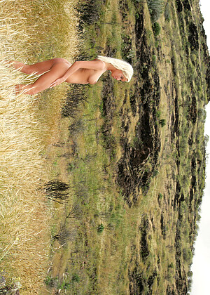 free sex photo 10 Natali actress-babe-nudeflix watch4beauty